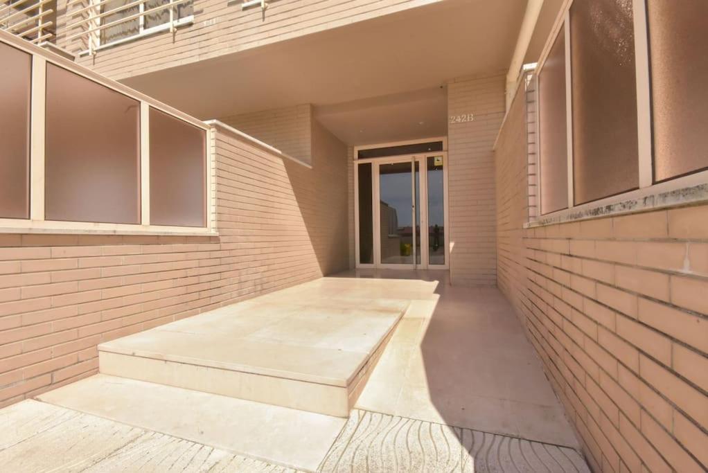 Rocha'S Apartment Remodelado! Na Praia Com Terraco Vila Nova de Gaia Exterior foto