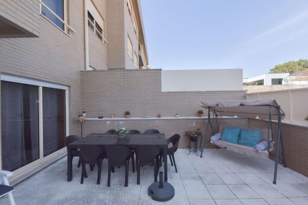 Rocha'S Apartment Remodelado! Na Praia Com Terraco Vila Nova de Gaia Exterior foto